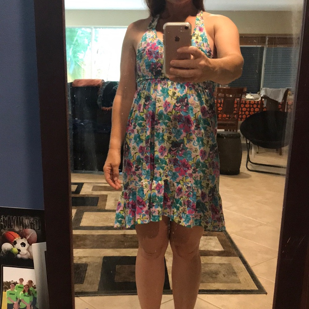 Flowered dress🌸 - Picture 4 of 7